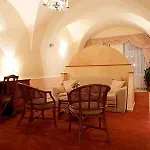 Ambassador 4*