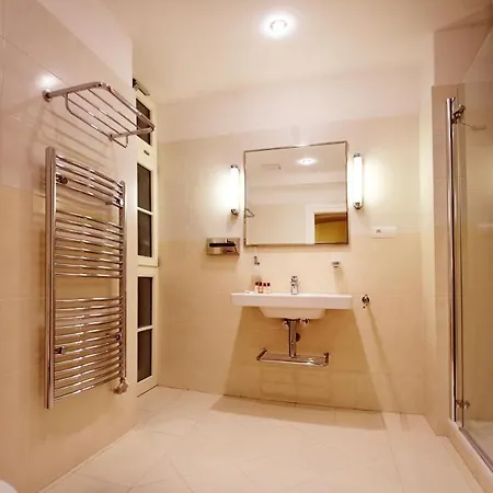 Ambassador 4* Кошице