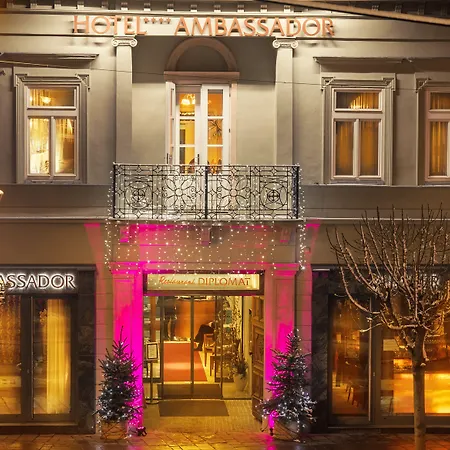 Отель Ambassador 4*