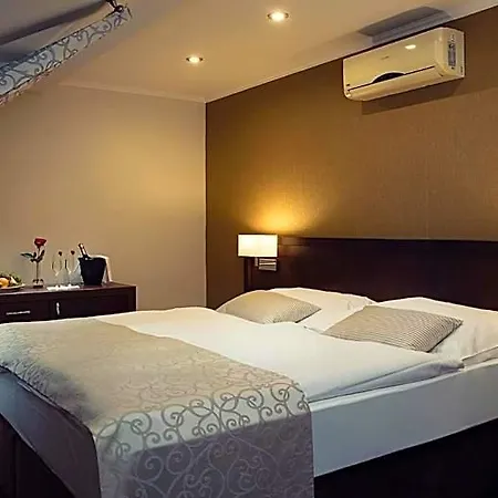أمباسادور 4* كَشّا