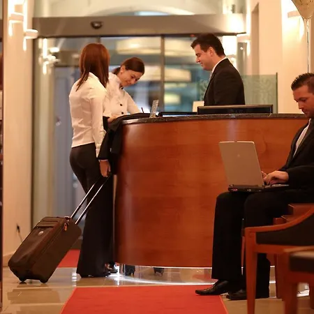 Hotel Ambassador 4*