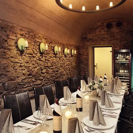 Отель Ambassador 4*