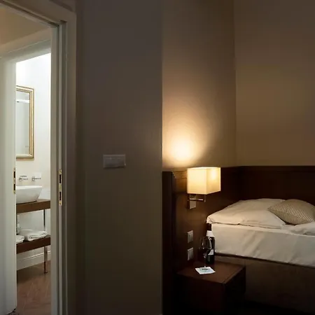 Отель Ambassador Кошице